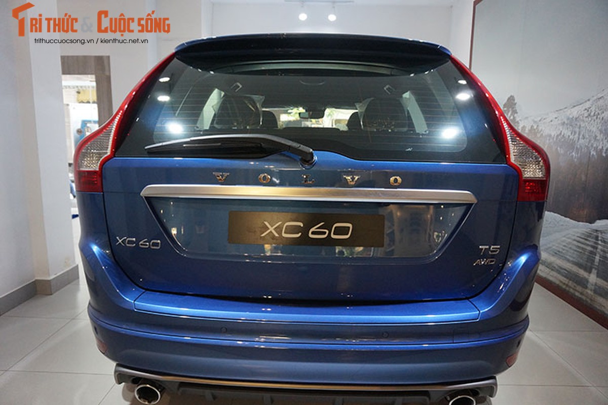 Can canh Volvo XC60 chinh hang gia 1,96 ty tai VN-Hinh-5