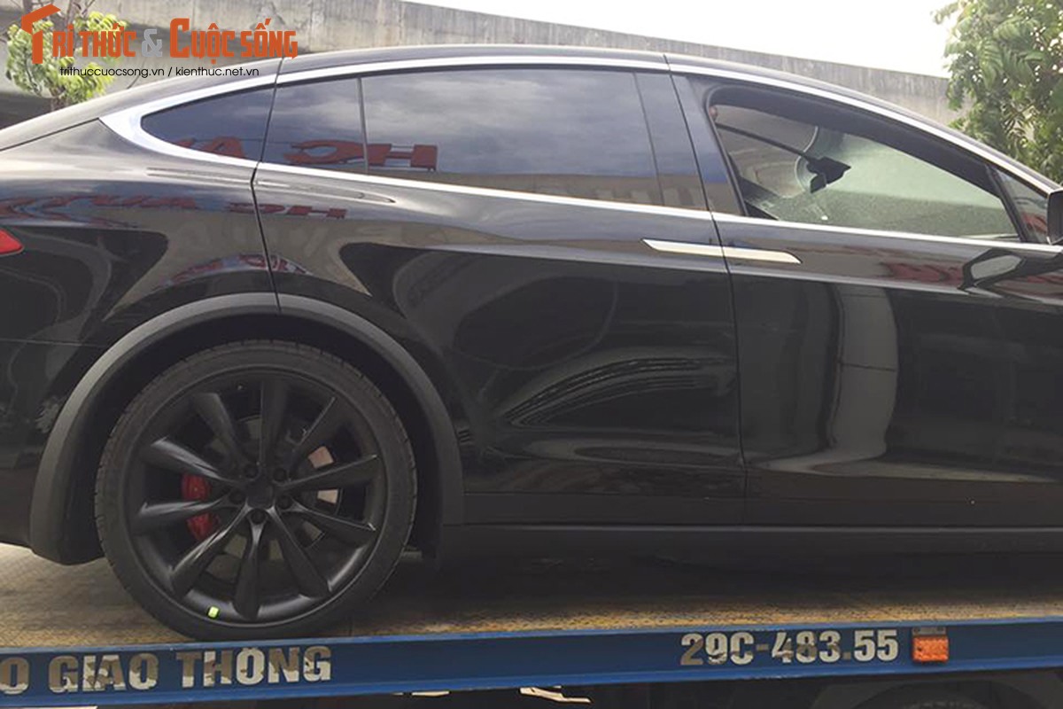 Sieu xe oto dien Tesla Model X P100D &quot;cap ben&quot; Ha Noi-Hinh-5