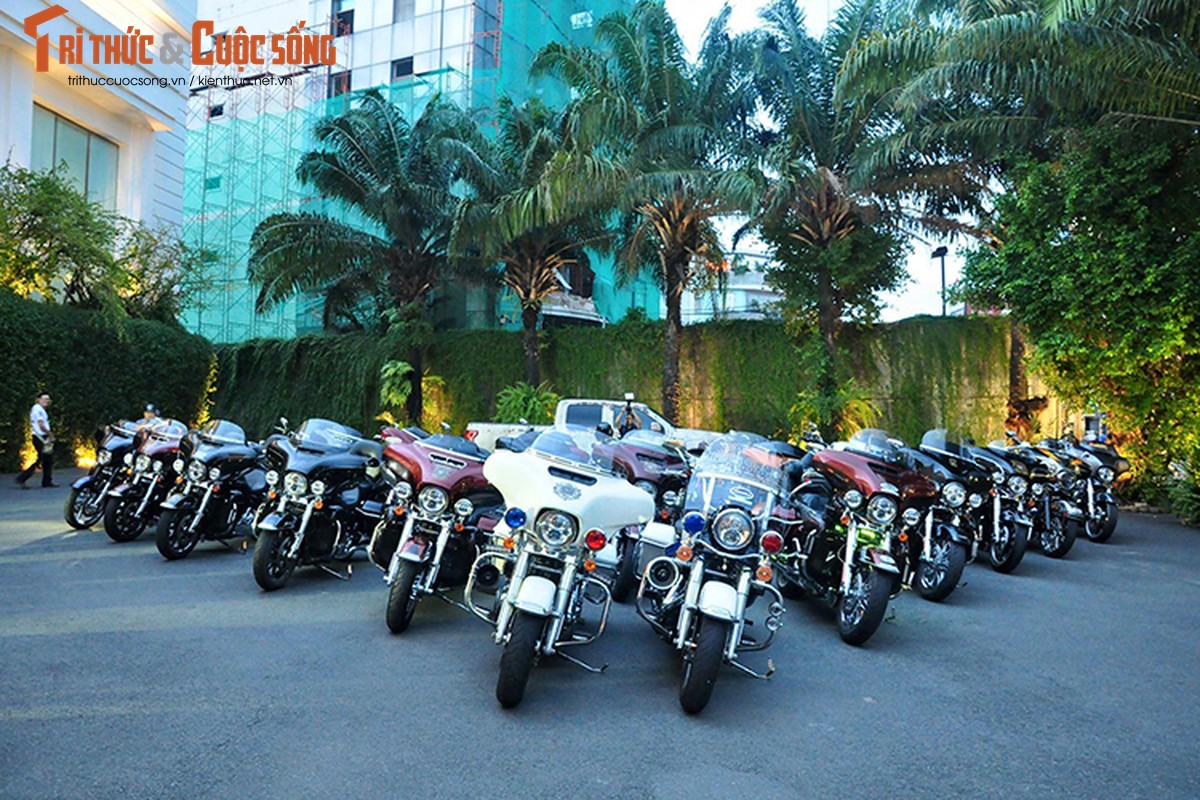 Gan 100 moto Harley-Davidson ra mat Clb HD - TP HCM