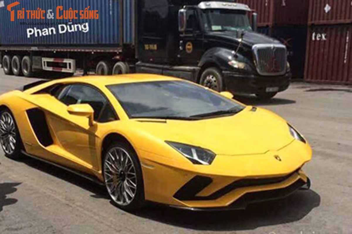 Sieu xe Lamborghini Aventador S gia gan 40 ty ve Ha Noi