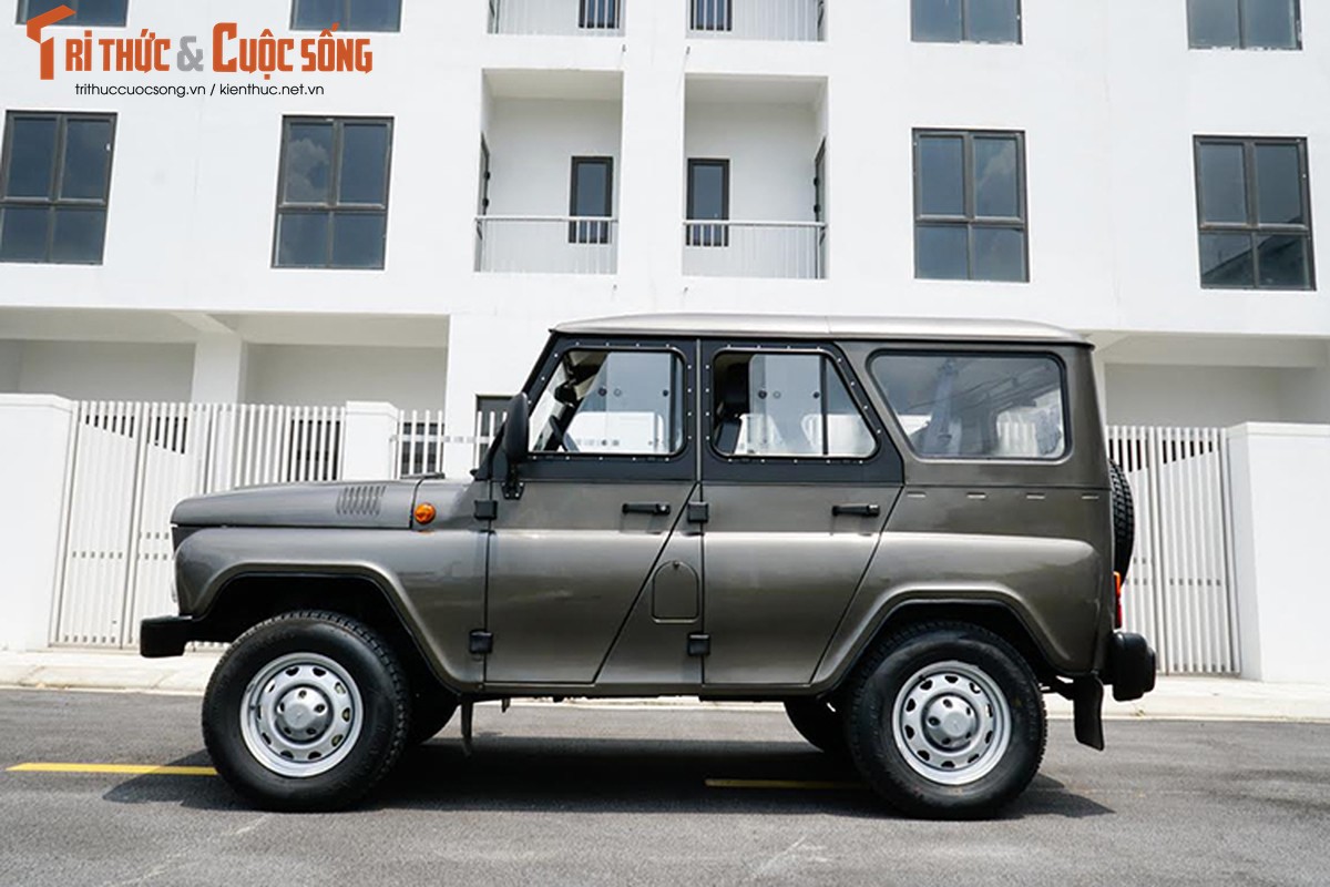 Xe oto Uaz Hunter diesel gia duoi 500 trieu tai Ha Noi-Hinh-2