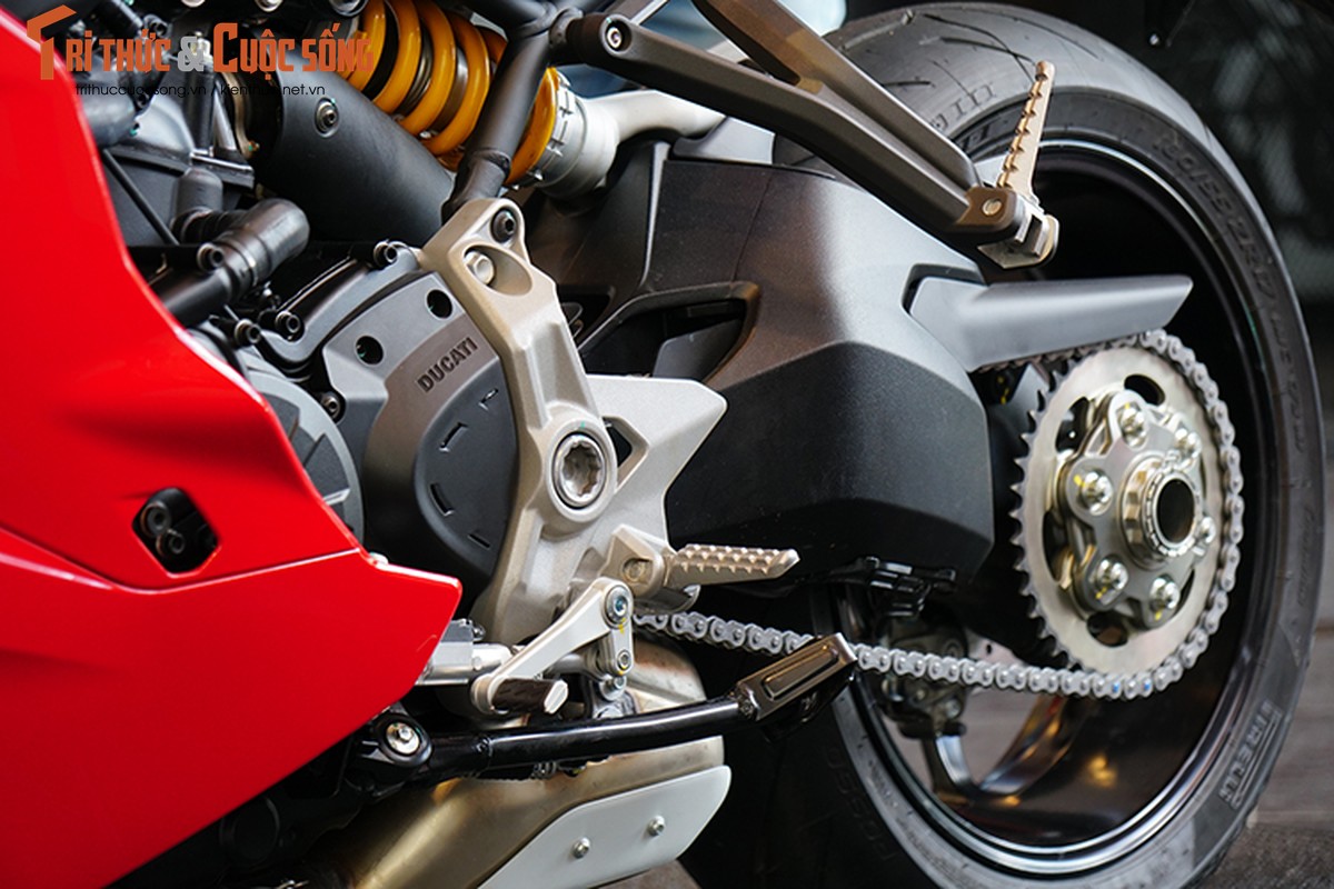 Can canh moto Ducati SuperSport gia tu 513 trieu tai VN-Hinh-12