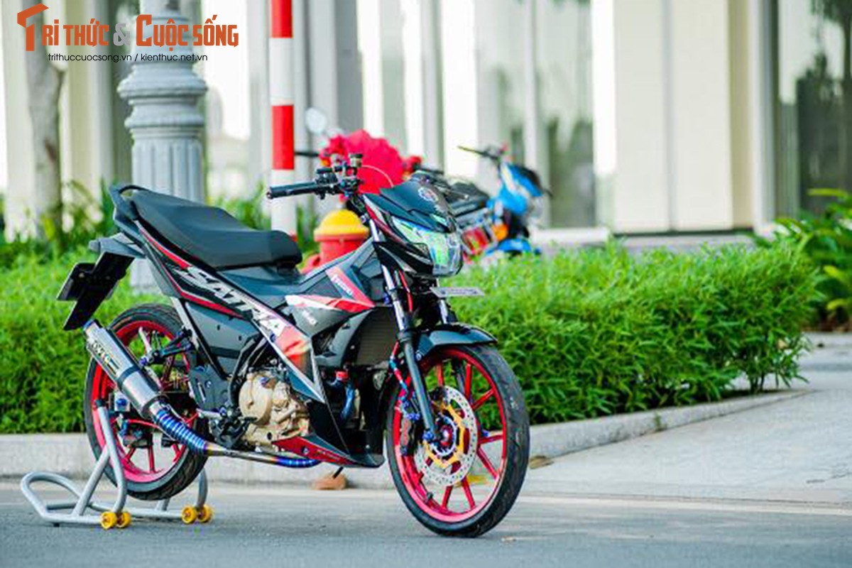 Dan choi Viet chi hon 200 trieu do &quot;xe no&quot; Suzuki Satria