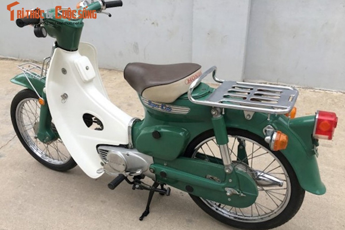 Honda Super Cub chay gan 40 nam gia hon 100 trieu dong-Hinh-11