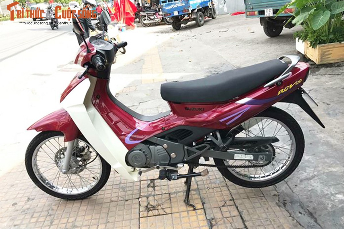 Xe may Suzuki RGV bien “ngu quy” hon 400 trieu o Sai Gon-Hinh-8