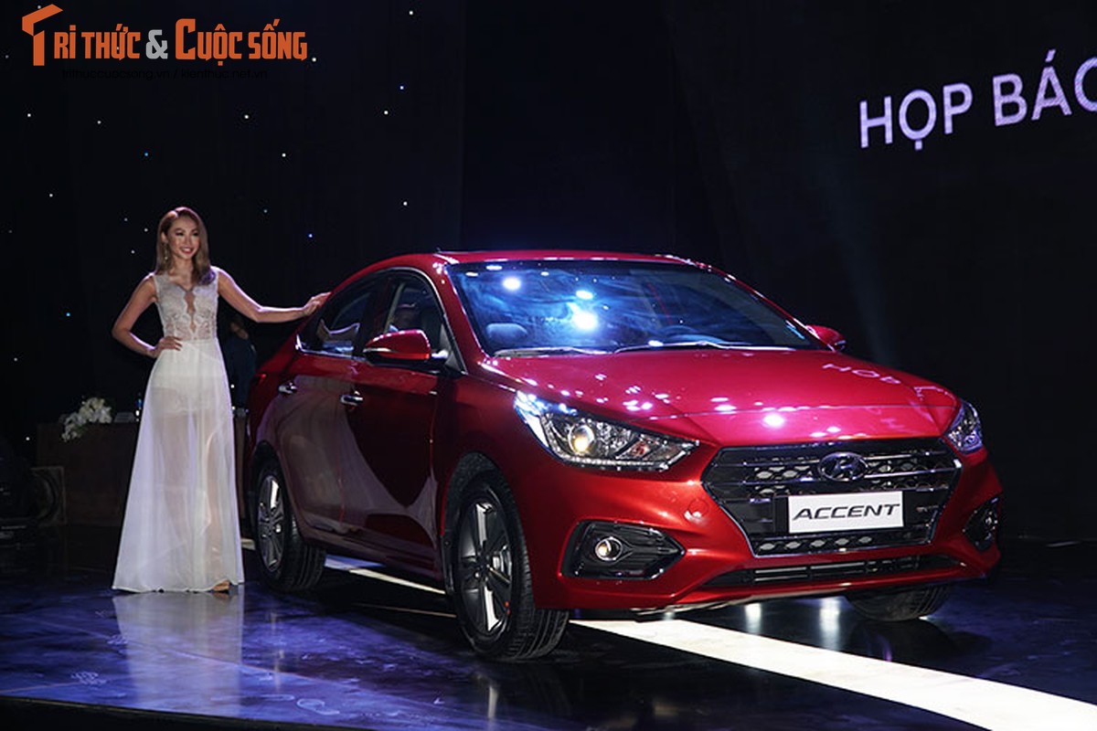 Can canh Hyundai Accent 2018 gia tu 425 trieu tai VN