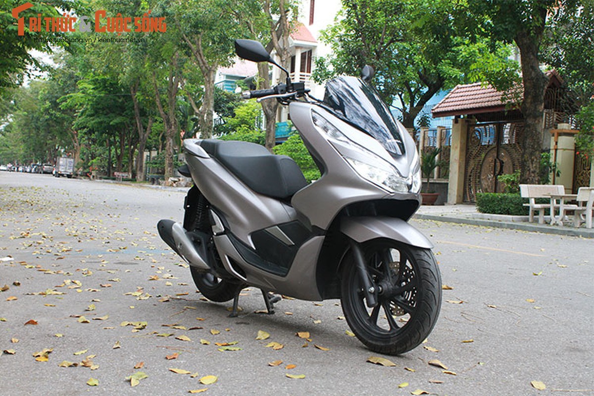 Honda PCX 150 - ngon, bo, nhung khong re tai Viet Nam