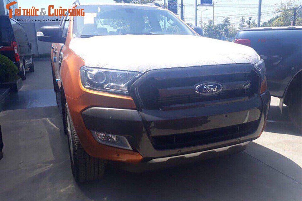 Chi tiet Ford Ranger 2018 ban thieu gia 925 trieu tai Viet Nam