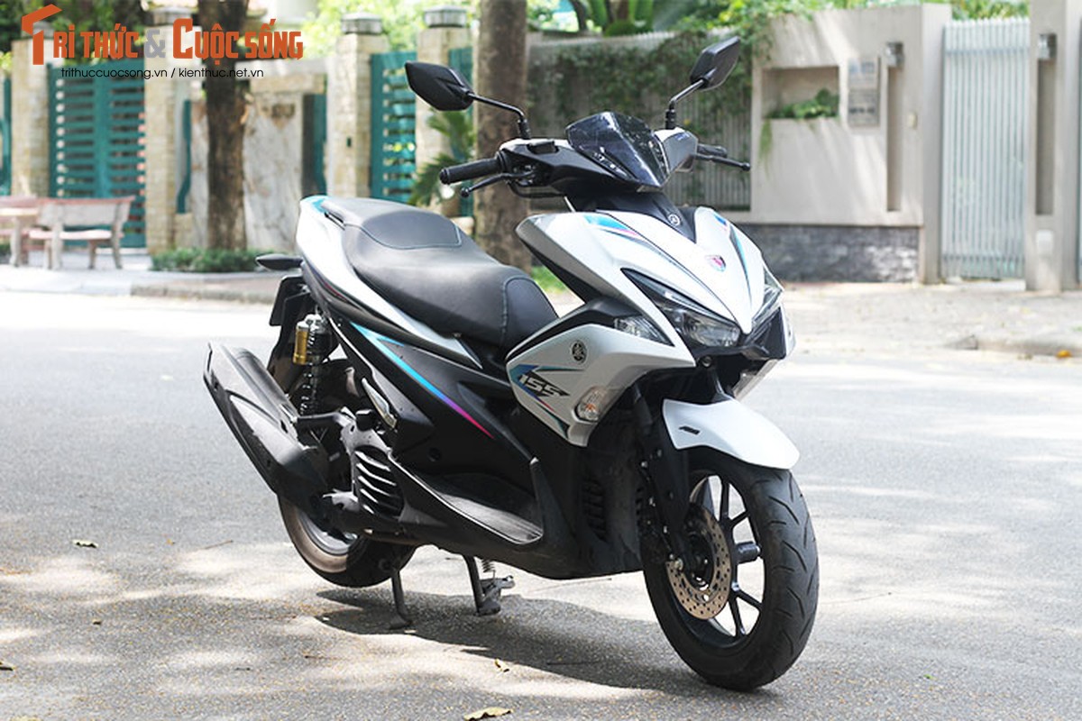 Cam lai Yamaha NVX 155 moi gia 52,7 trieu tai VIet Nam