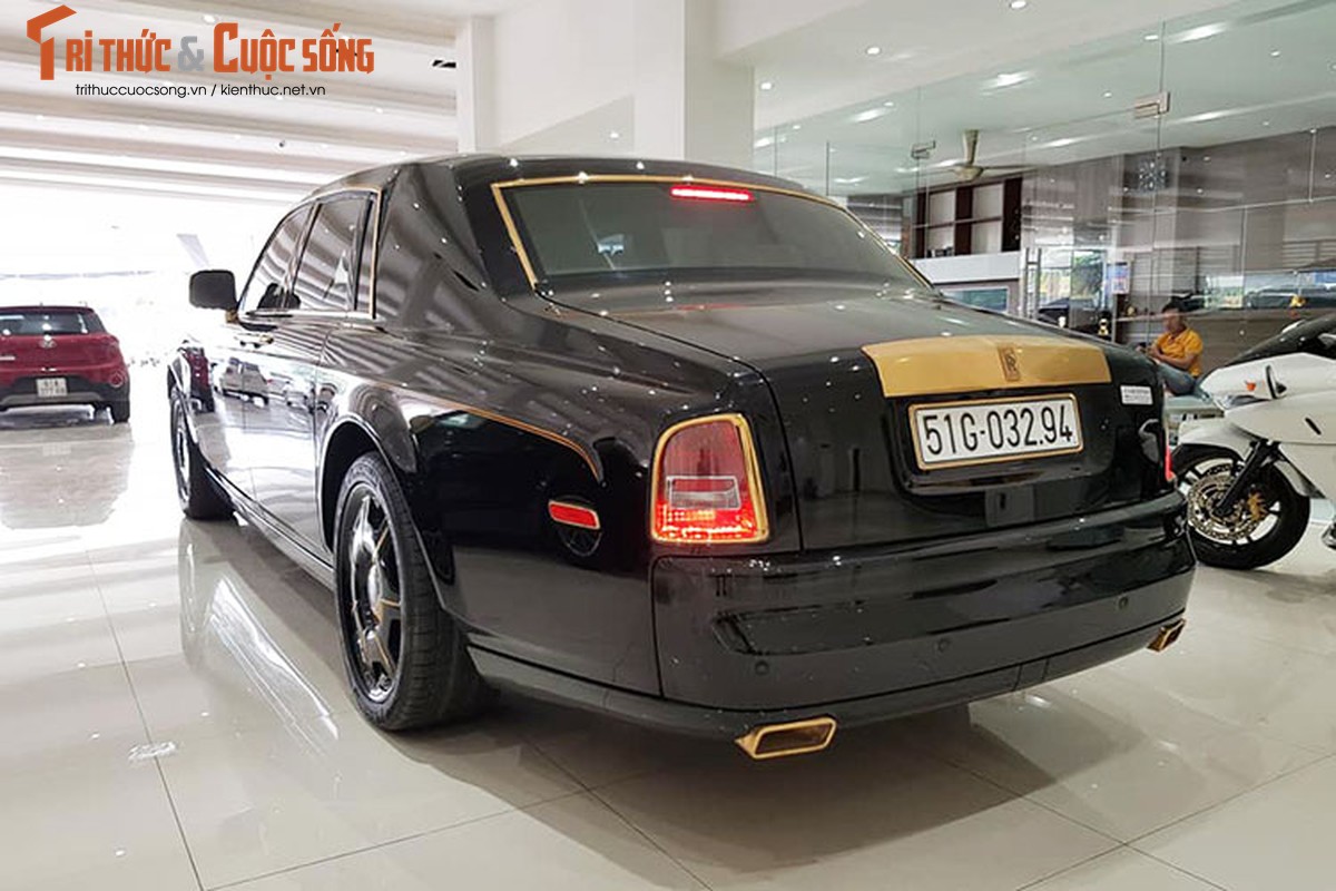 Rolls-Royce Phantom ma vang lo 15 ty sau 5 nam o Viet Nam-Hinh-5