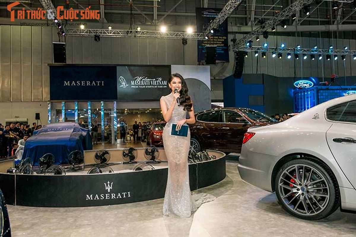 Ha Ho do dang cung dan nguoi dep va xe sang Maserati-Hinh-8