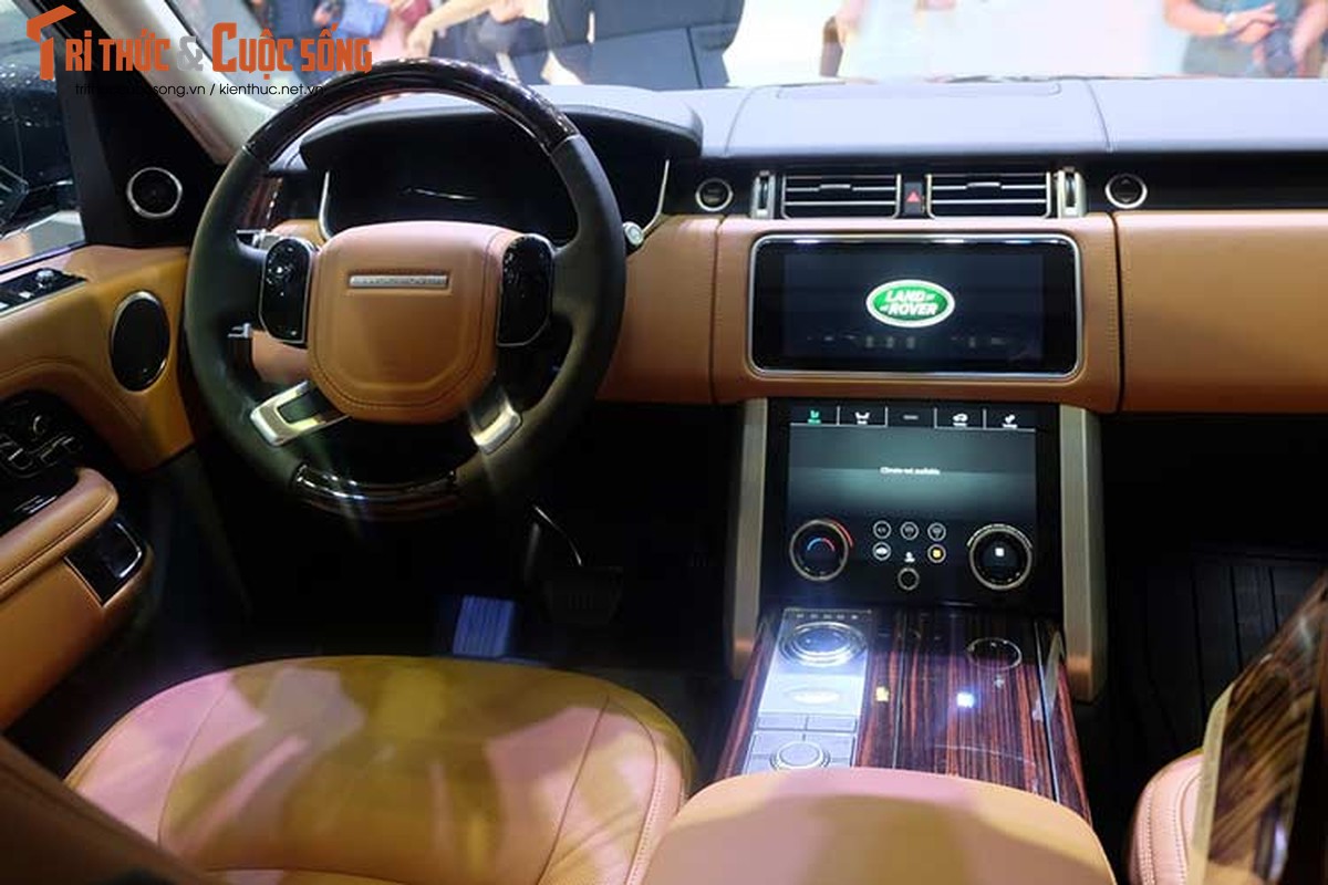 Can canh xe Range Rover moi hon 10 ty tai VMS 2018-Hinh-6