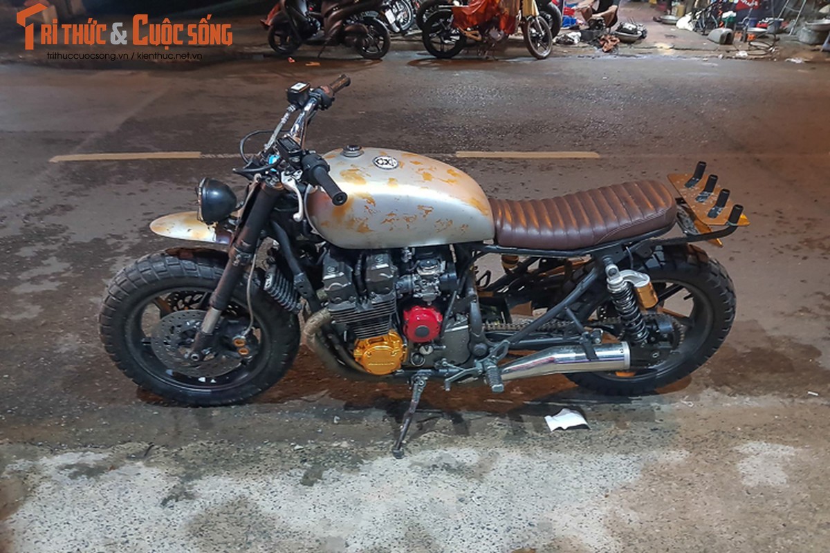 Xe no Honda CB750F do phong cach 