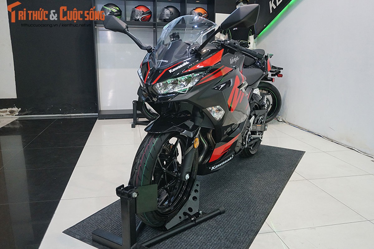 Kawasaki Ninja 400 ABS dac biet gia 159 trieu o Sai Gon-Hinh-10