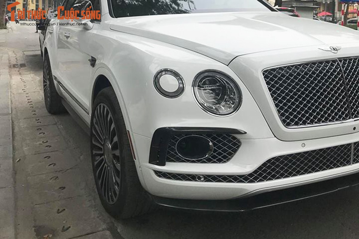 Sieu SUV Bentley Bentayga do Mansory chi 8 ty dong o Ha Noi-Hinh-3