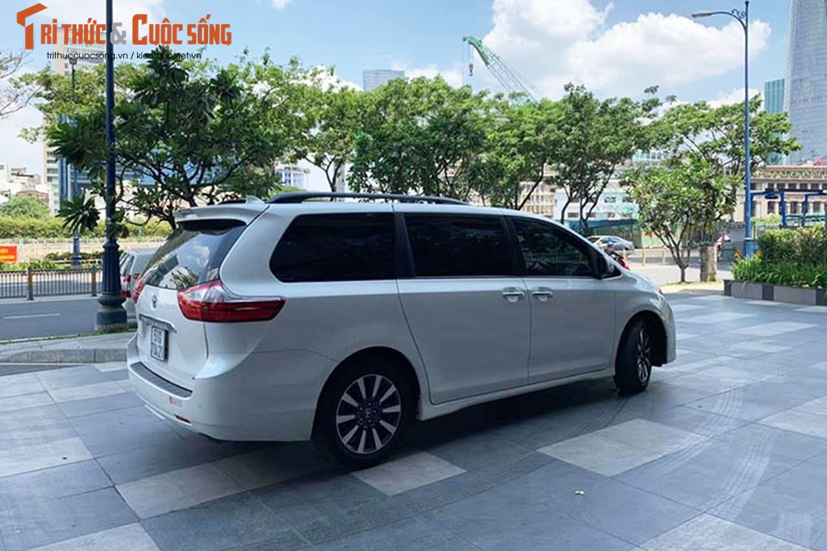 Toyota Sienna da qua su dung gia 4,3 ty o Sai Gon-Hinh-2