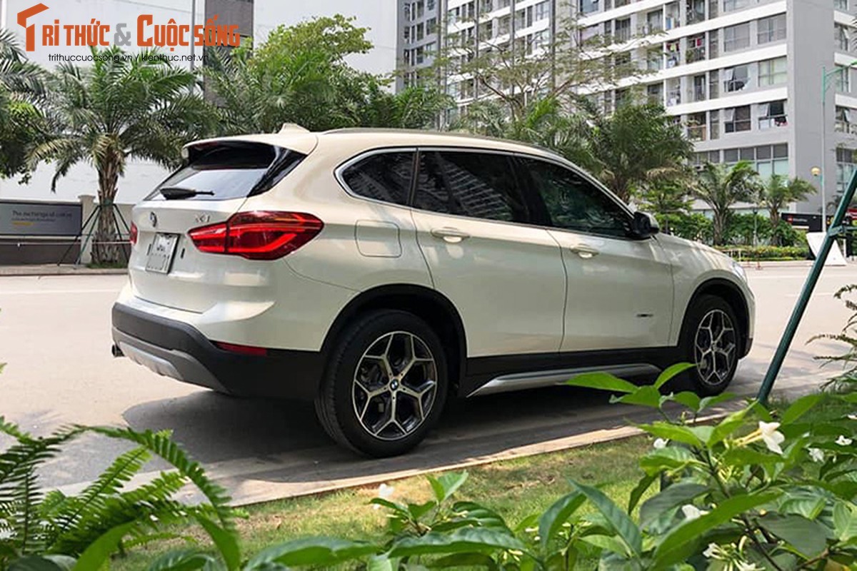 Can canh BMW X1 