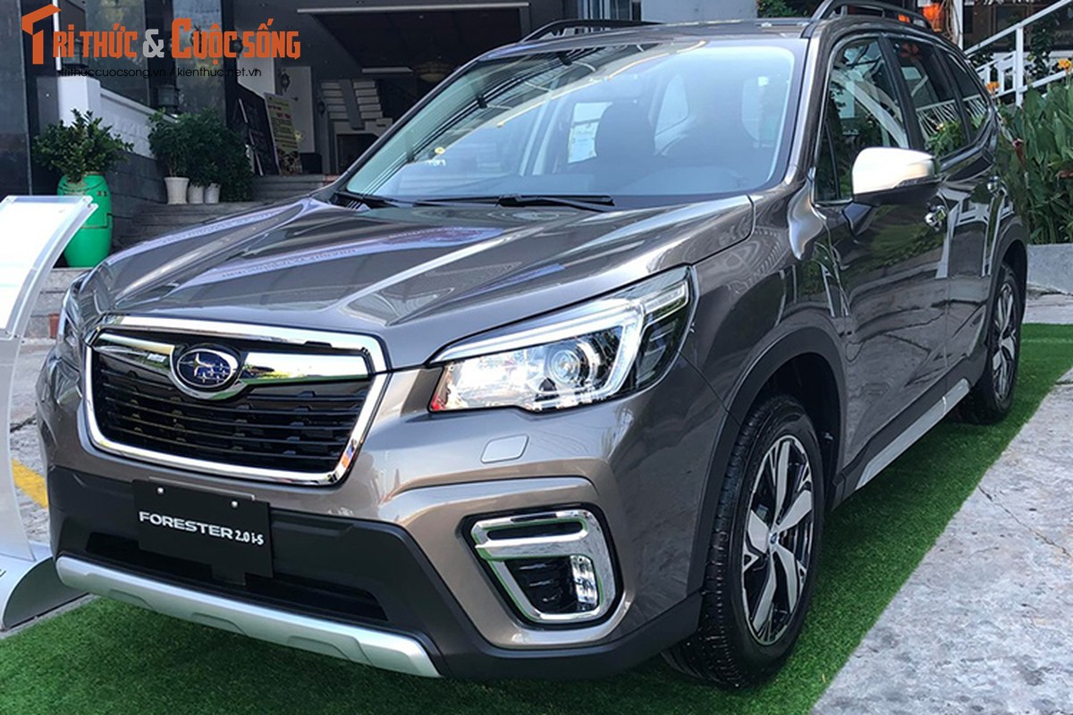 Can canh Subaru Forester 2019 tu 990 trieu tai Viet Nam