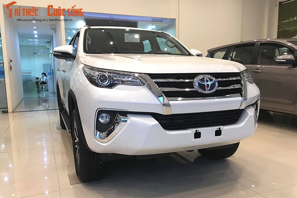 Chi tiet Toyota Fortuner 2019 hon 1,3 ty dong tai Viet Nam-Hinh-8