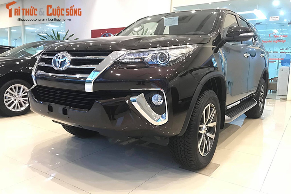 Chi tiet Toyota Fortuner 2019 hon 1,3 ty dong tai Viet Nam