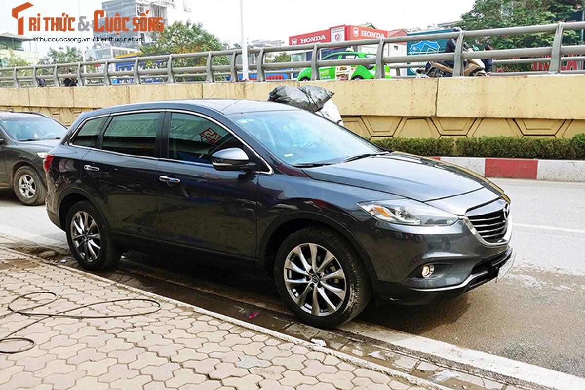 Mazda CX-8 ra mat, nguoi dung CX-9 chiu lo ca ty dong