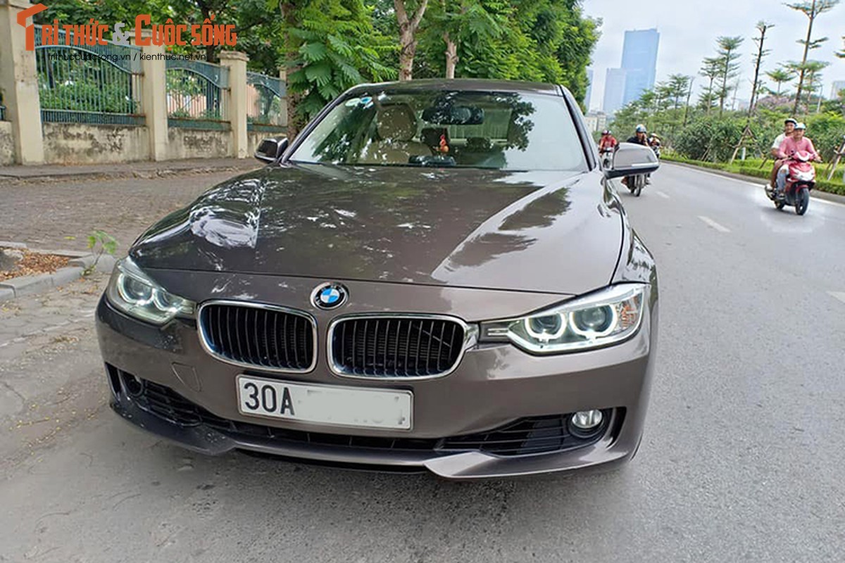 Xe sang BMW 320i chay 4 nam chi 990 trieu o Ha Noi-Hinh-7