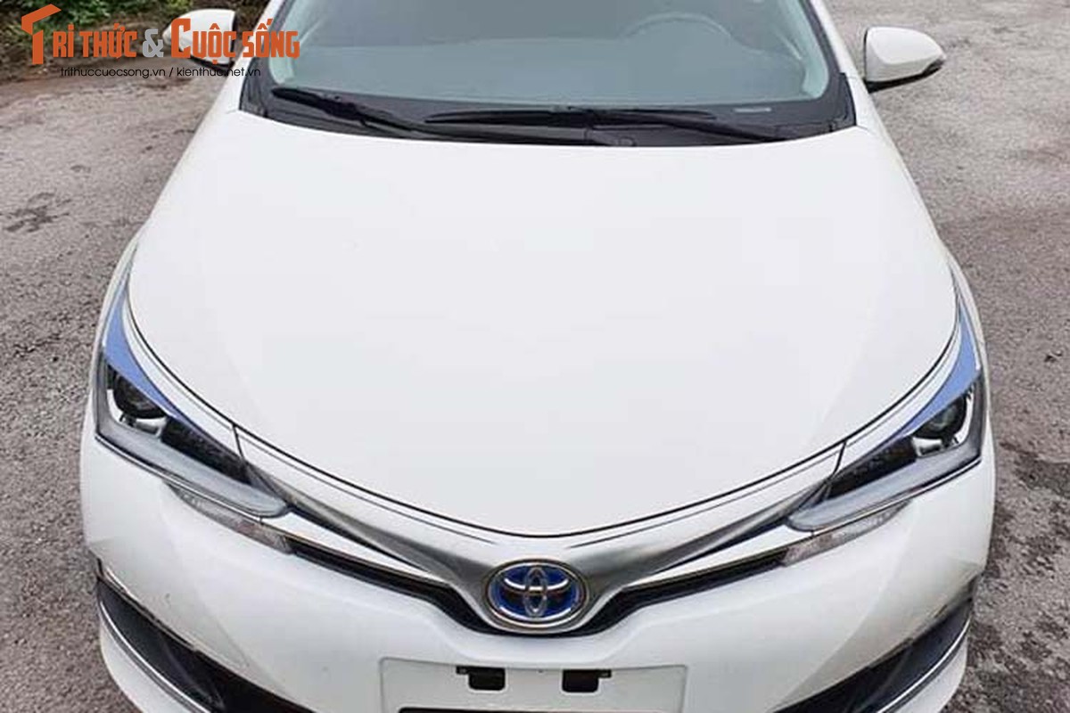 Sao Toyota Corolla Hybrid 2019 moi chi 300 trieu o Viet Nam?-Hinh-3