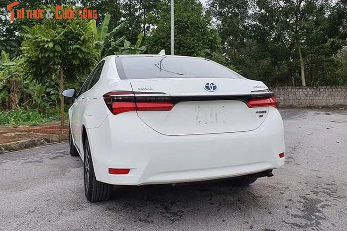 Sao Toyota Corolla Hybrid 2019 moi chi 300 trieu o Viet Nam?-Hinh-9