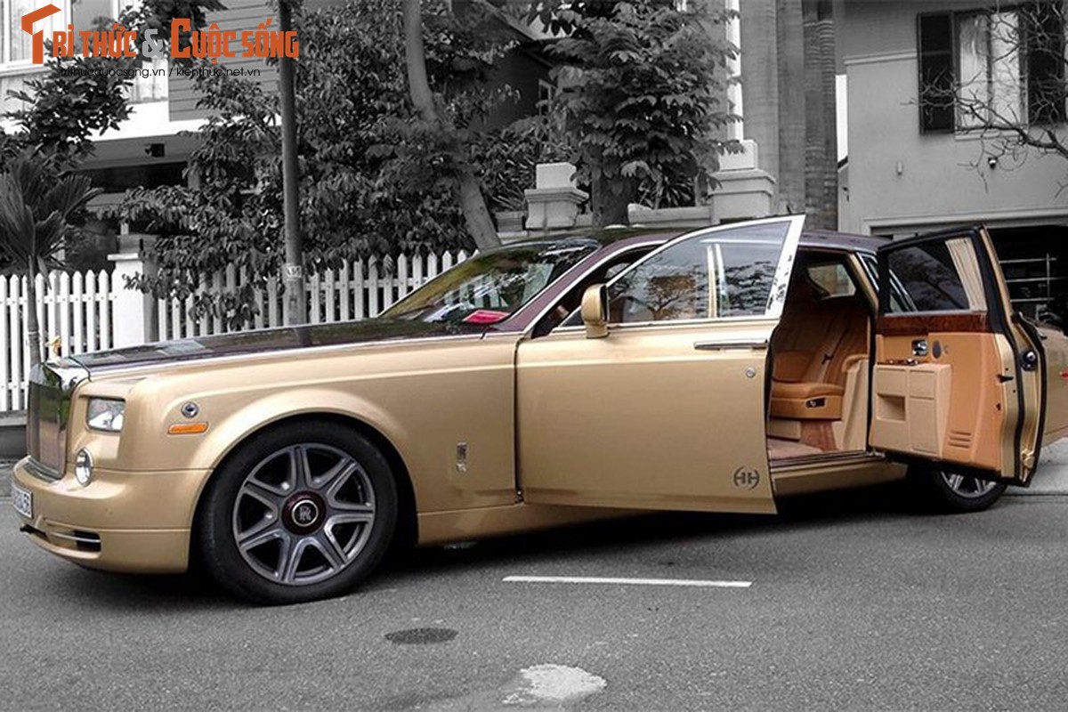 Can canh Rolls-Royce Phantom ma vang chay tro khung-Hinh-9