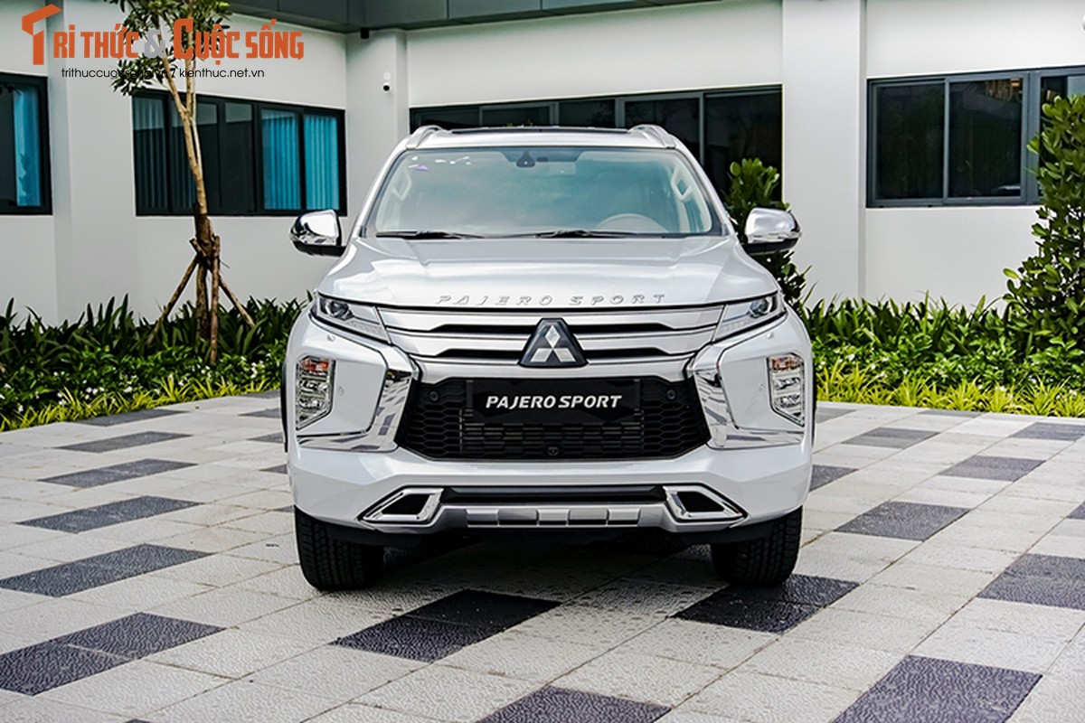 Can canh Mitsubishi Pajero Sport 2020 tu 1,1 ty tai Viet Nam-Hinh-16