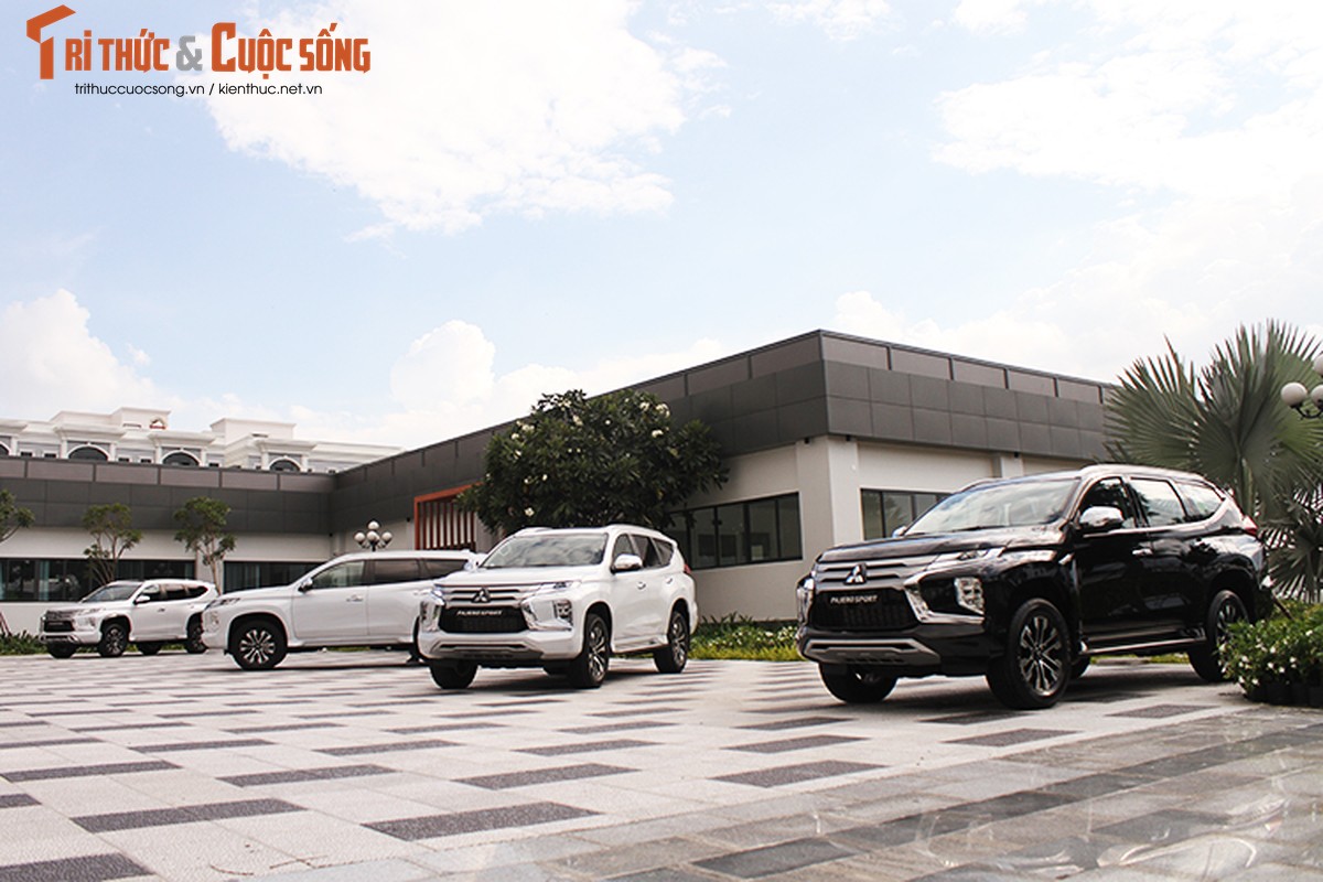 Can canh Mitsubishi Pajero Sport 2020 tu 1,1 ty tai Viet Nam