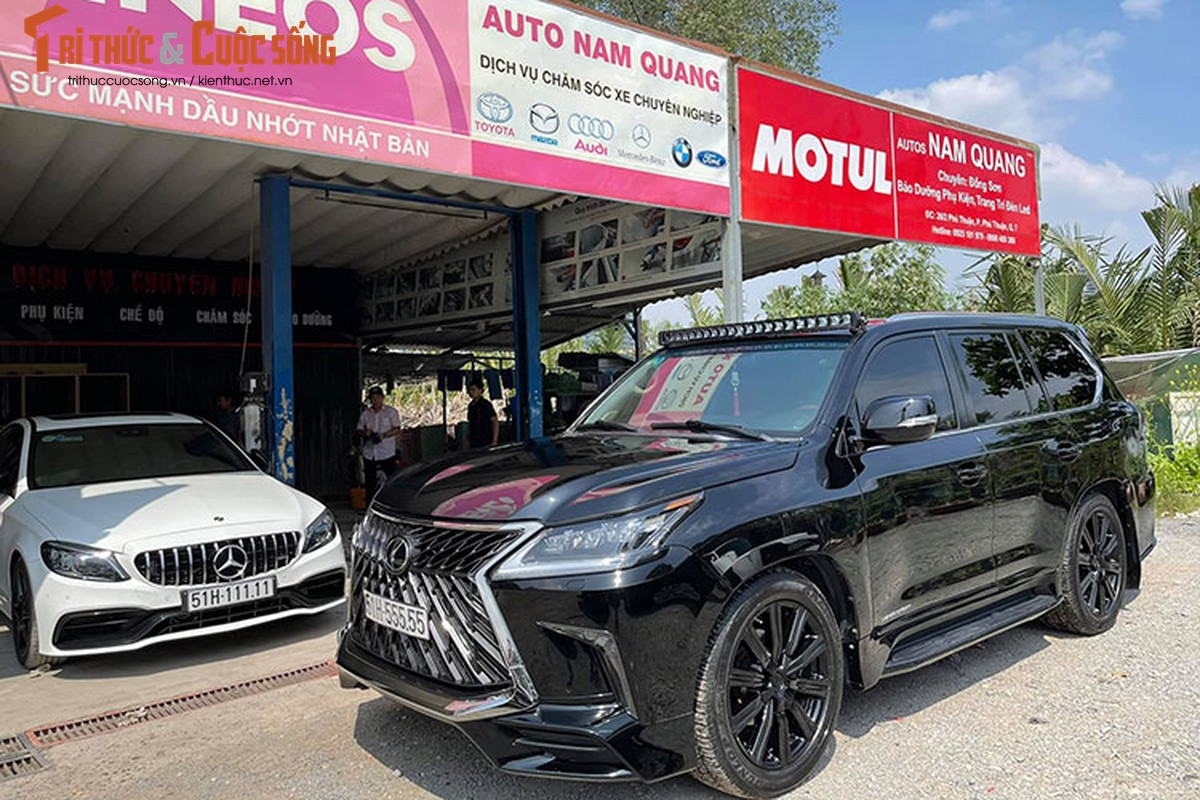 Ngam Lexus LX570 hon 8 ty, bien 