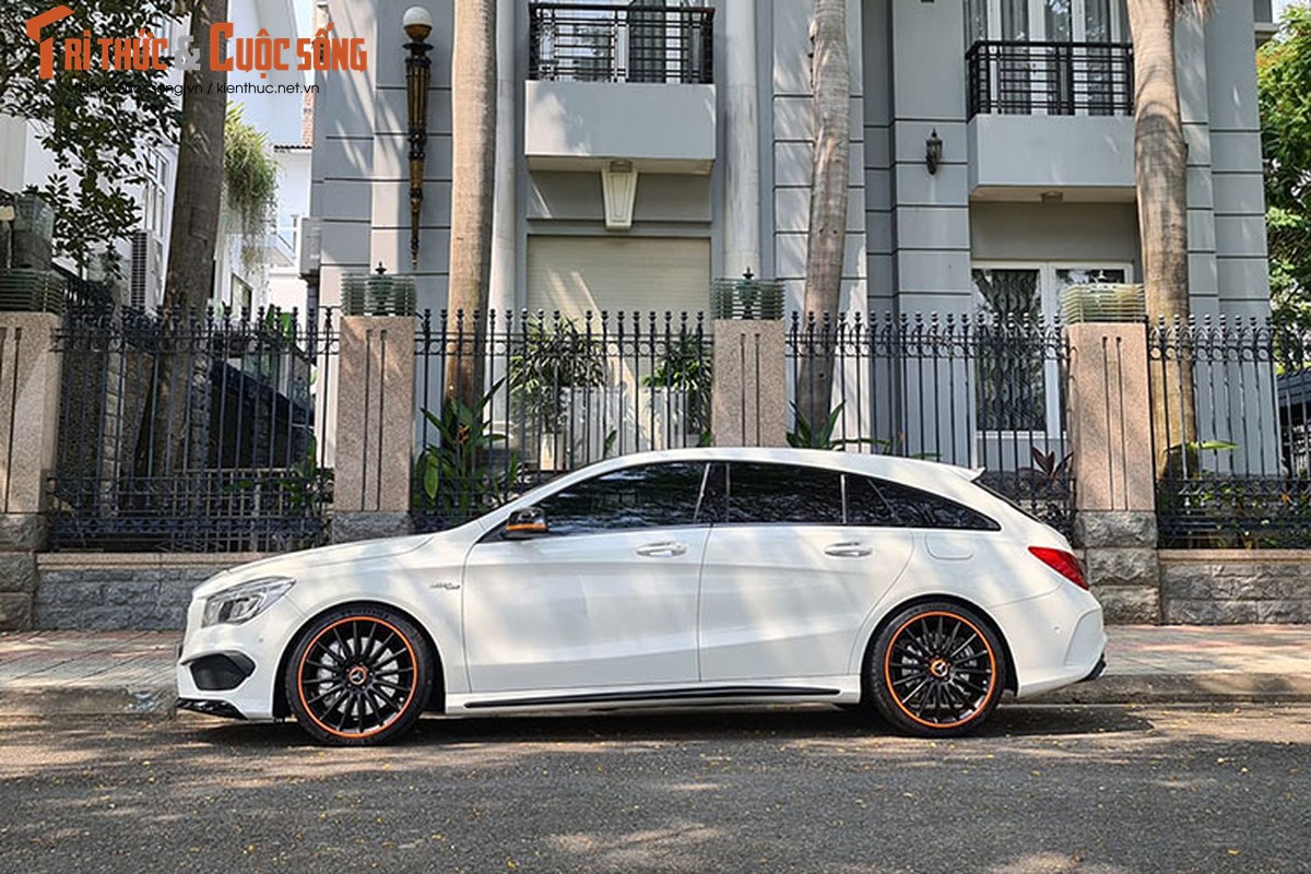 Mercedes-Benz CLA 45 AMG doc nhat Viet Nam chi 1,7 ty dong-Hinh-2