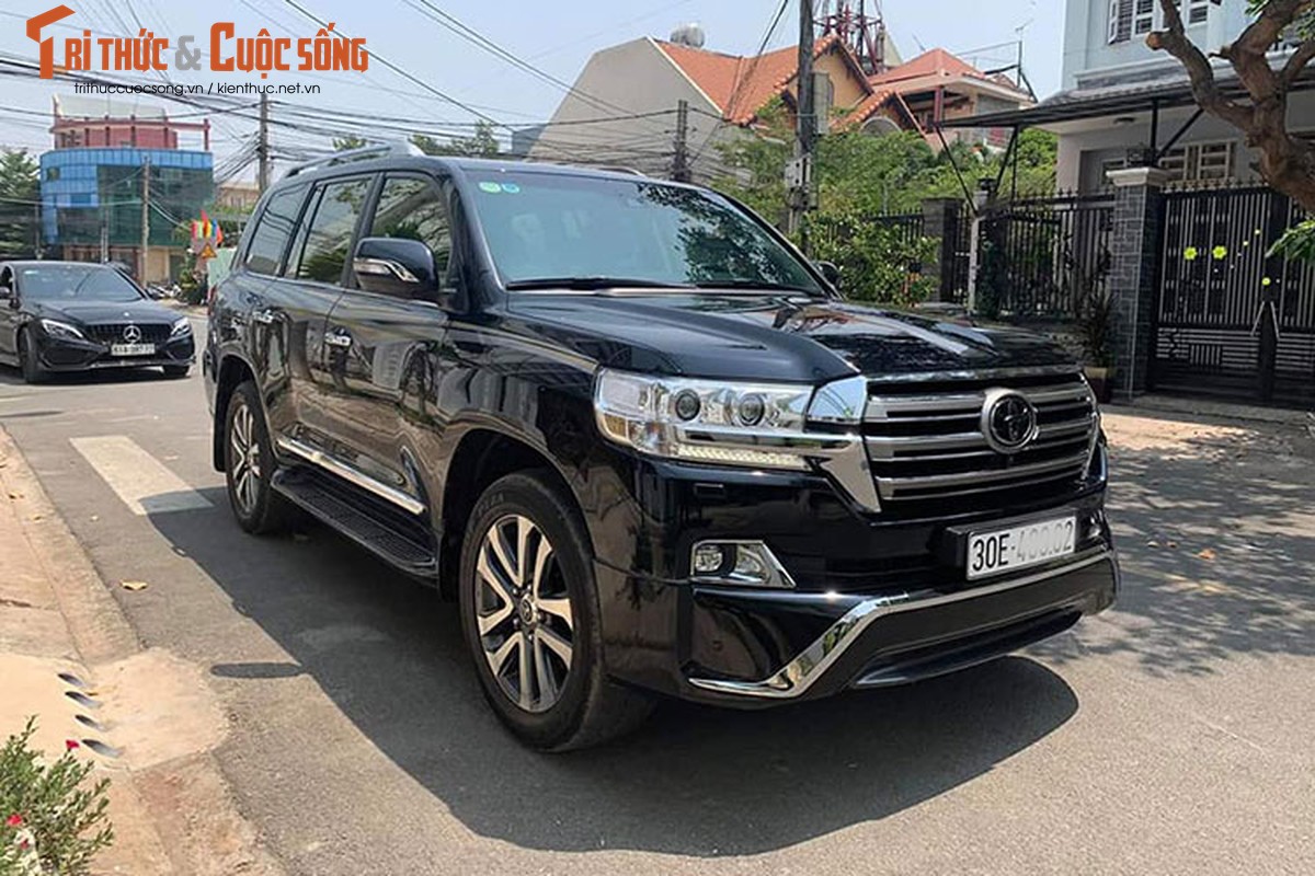 Toyota Land Cruiser cu, dat hon xe 