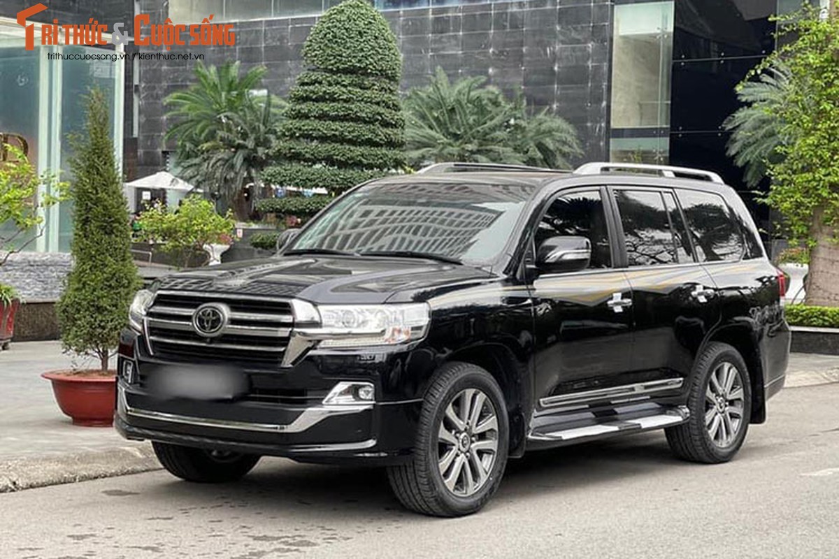 Toyota Land Cruiser cu, dat hon xe 