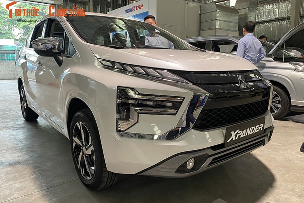 Can canh Mitsubishi Xpander 2022 da ve dai ly chinh hang tai Viet Nam