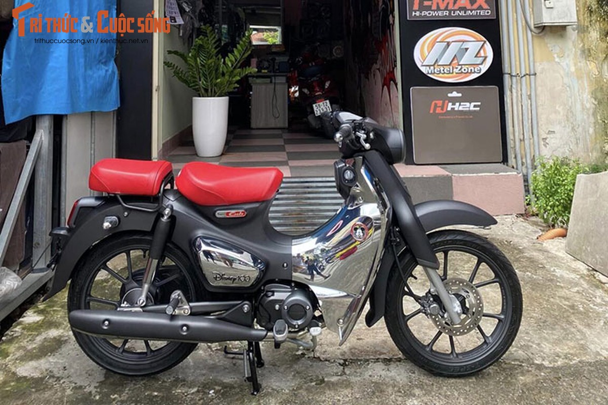 Honda Super Cub C125 Disney dau tien tai Viet Nam, hon 300 trieu dong-Hinh-11