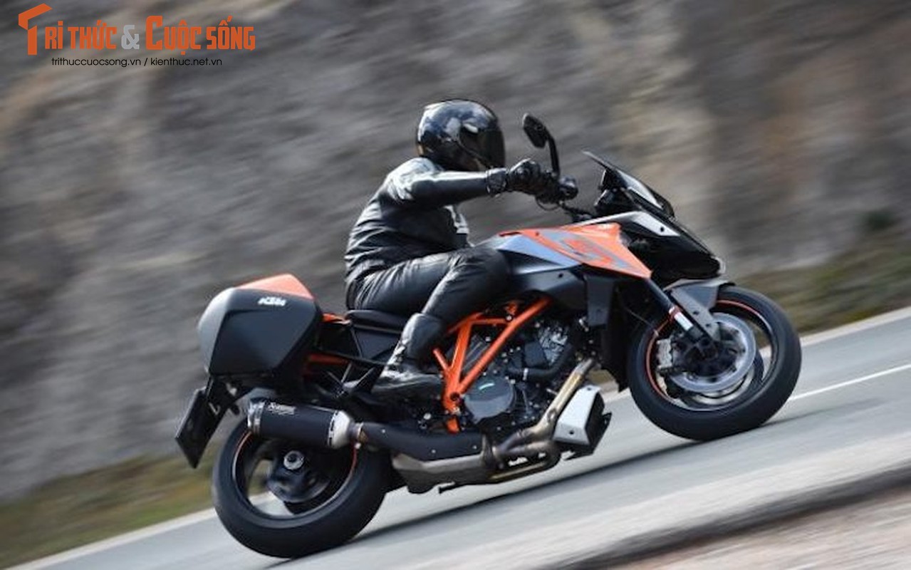 “Xe phuot” KTM Super Duke GT 1290 chot gia 490 trieu-Hinh-5