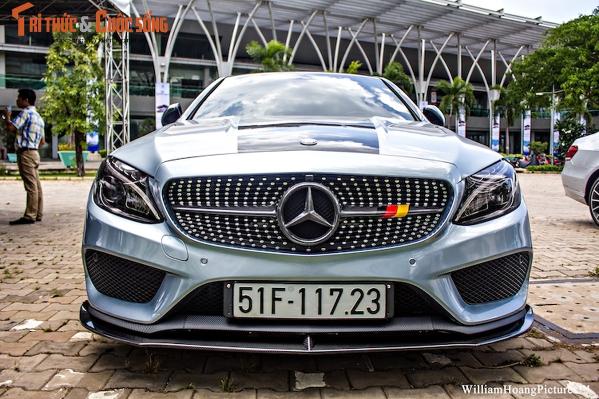 “Soi” Mercedes C300 AMG ngoai that doc tai Sai Gon-Hinh-3