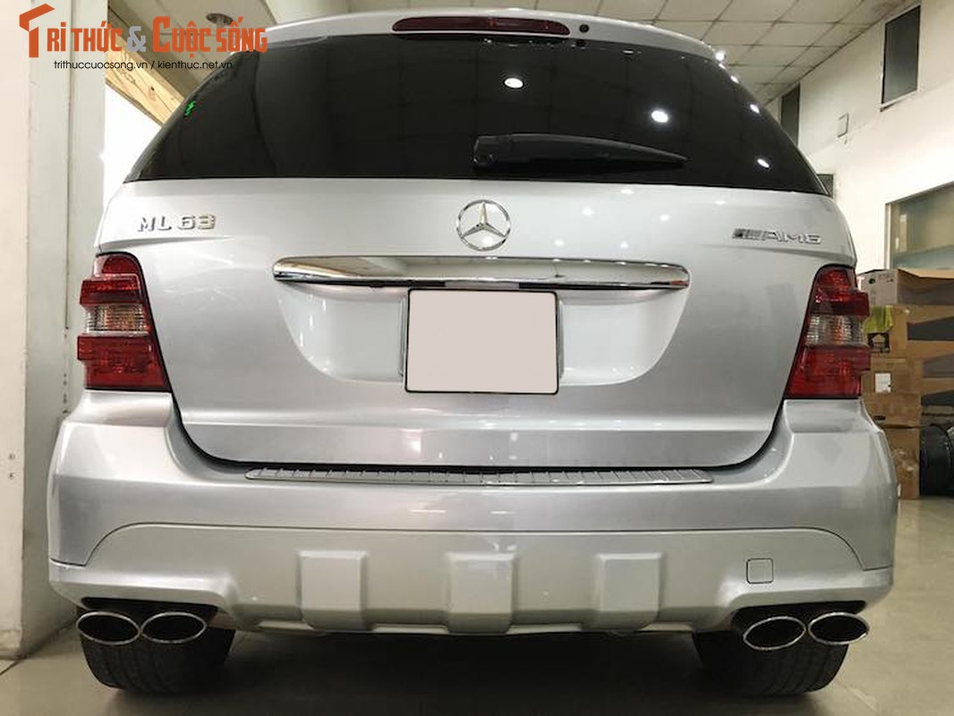 SUV Mercedes ML350 “tra hinh” ML63 AMG tai Sai Gon-Hinh-3