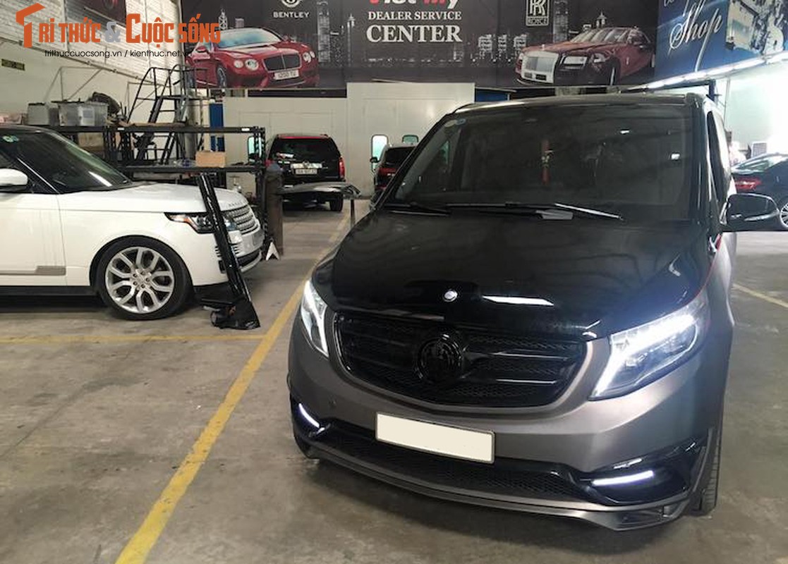 Xe van hang sang Mercedes V220 CDI do body doc nhat VN-Hinh-2