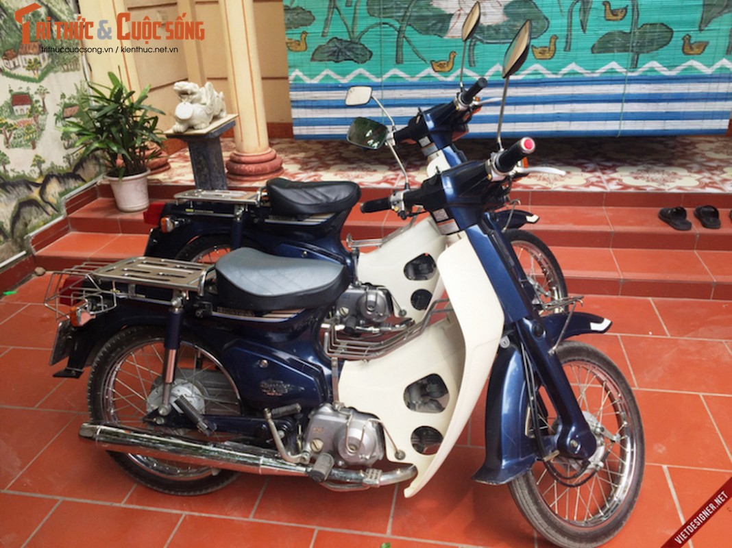 Cap doi Honda Cub 82 hang doc “con zin” tai Ha Noi