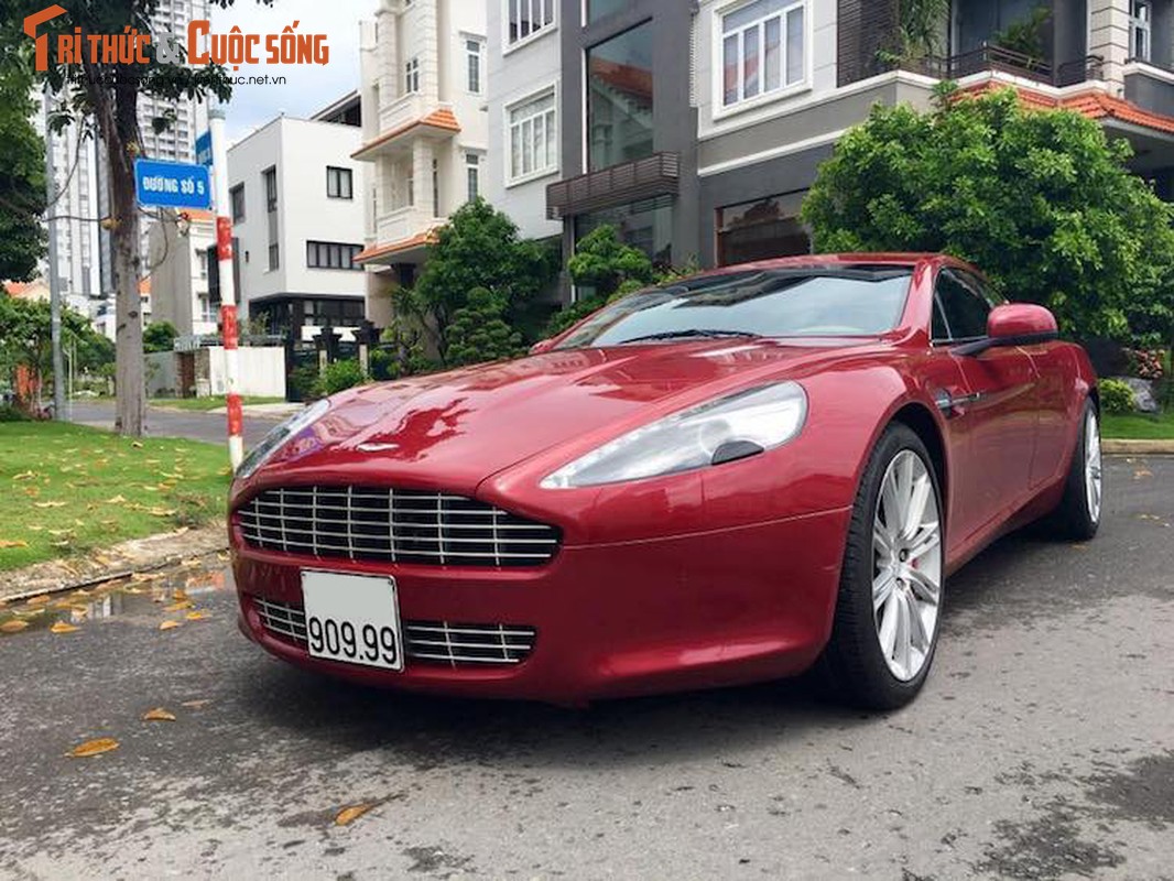 Sieu xe Aston Martin Rapide mau “doc” gia 5 ty tai VN-Hinh-14