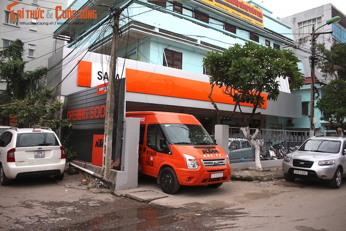 “Dot nhap” showroom KTM tieu chuan dau tien tai Ha Noi-Hinh-2