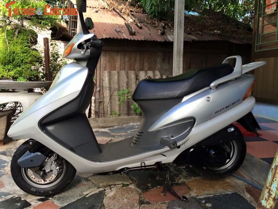 Honda Spacy di 16 nam gia 200 trieu dong tai Ha Noi