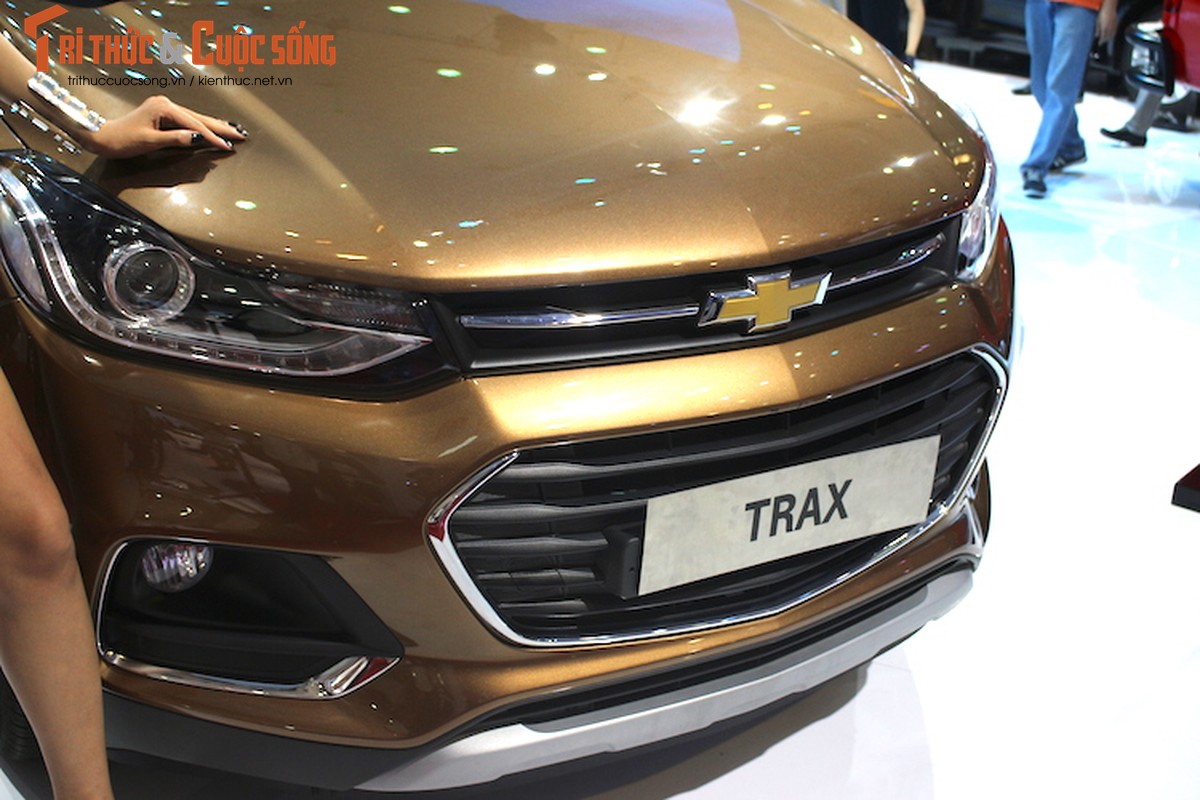 “Chot gia” 769 trieu - Chevrolet Trax 2017 tai VN co gi?-Hinh-2