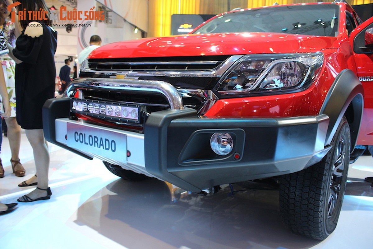 Chevrolet Colorado gia 619 trieu “dau” Ford Ranger tai VN-Hinh-2