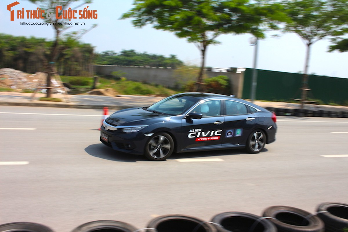 Cam lai Honda Civic 2017 i-VTEC Turbo 1.5l tai Ha Noi-Hinh-10