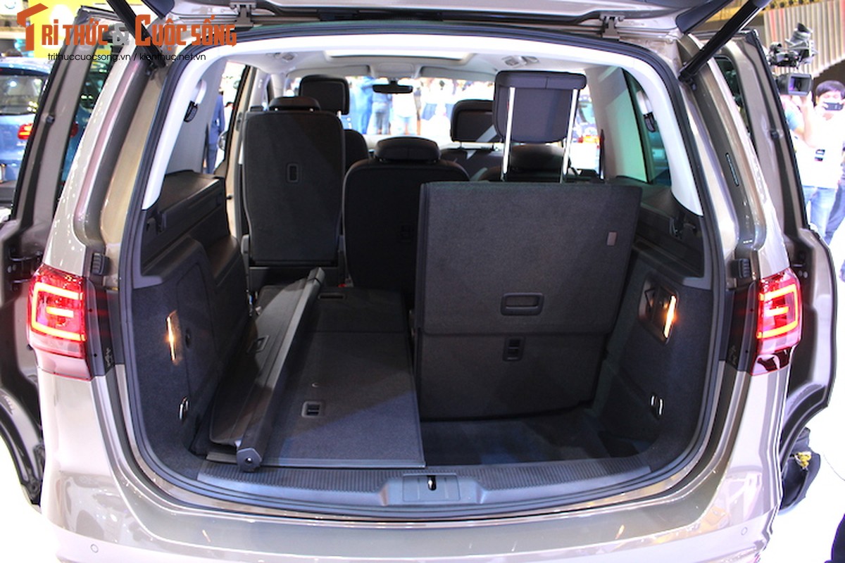 Volkswagen Sharan gia 1,9 ty 