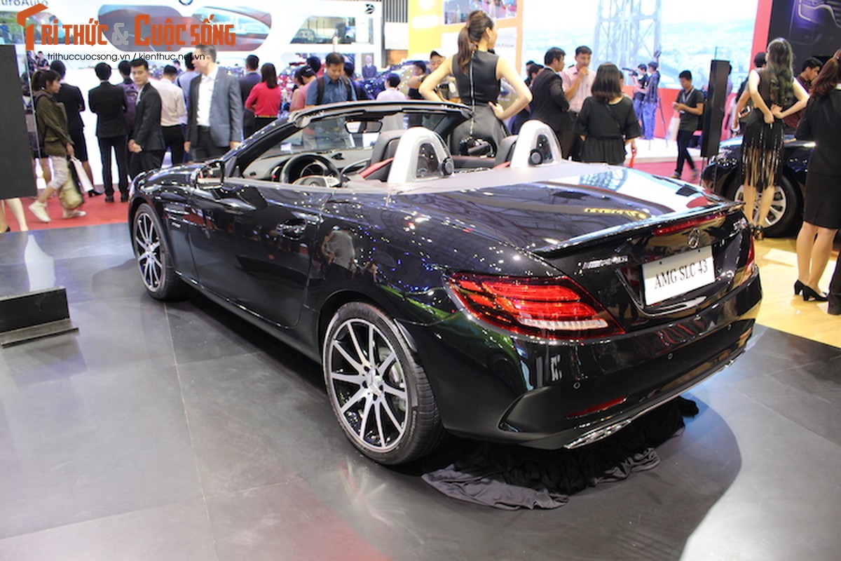Can canh Mercedes-AMG SLC 43 gia 3,619 ty tai VN-Hinh-10